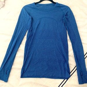 Lululemon Swiftly Tech Long Sleeve Blue Size 6